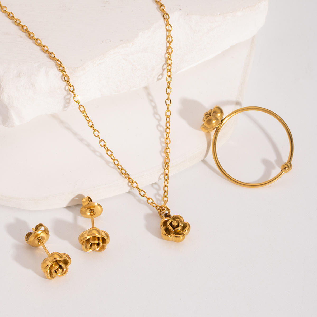 Gold Plated Stainless Steel Elegant Rose Women Necklace