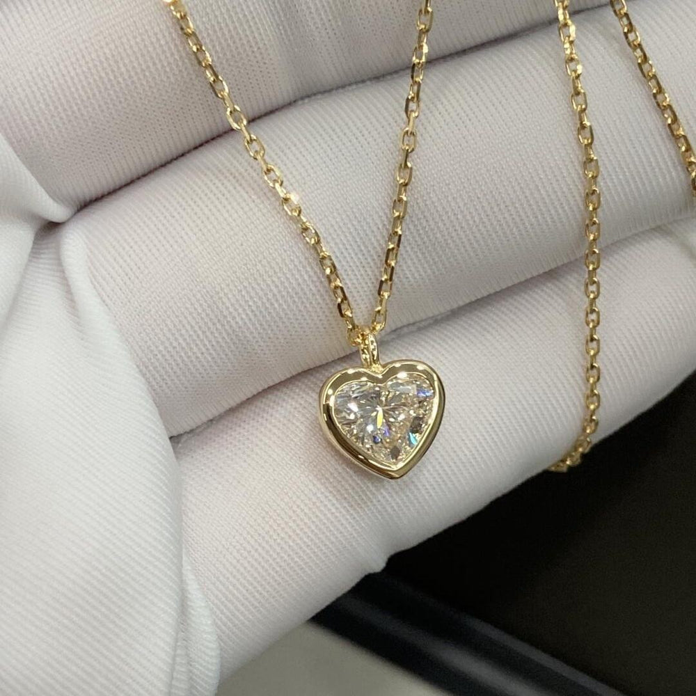 Heart Cut VVS1 Lab Grown CVD Diamond Necklace Women
