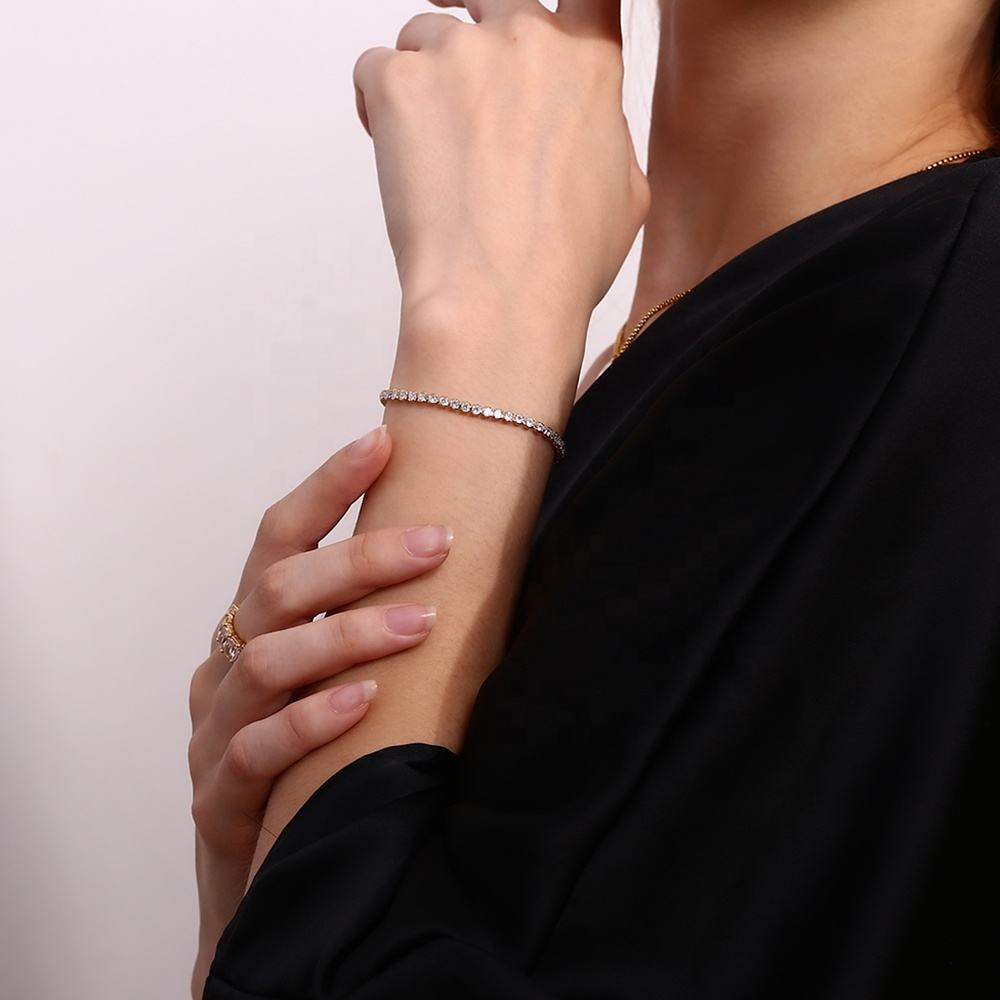 Hining Zircon Necklace Gold Plated