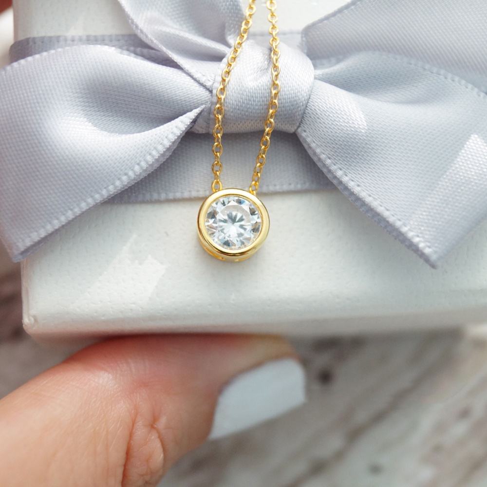 Zirconia Stone Pendant Chain Necklace