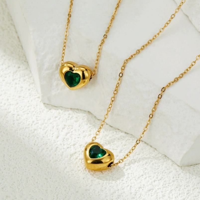 Stainless Steel Heart Shape Zircon Pendant Necklace